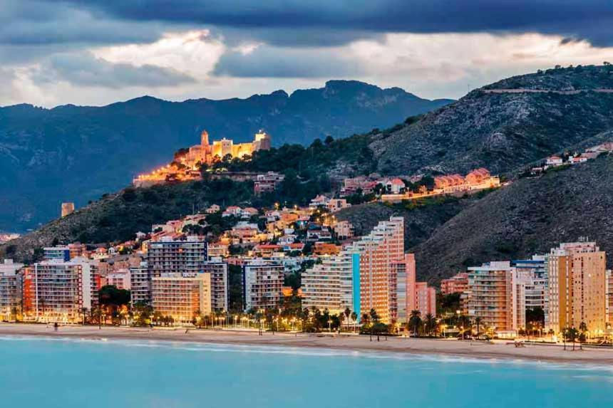 Apto Poseidon Con Parking En Edificio Subterraneo Apartment Cullera
