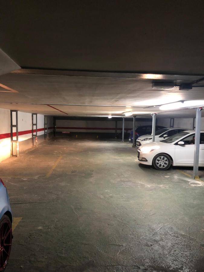 Apto Poseidon Con Parking En Edificio Subterraneo